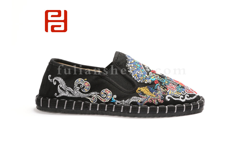 福連升中國風(fēng)老北京布鞋男繡花社會臉譜千層底軟底布鞋圖片
