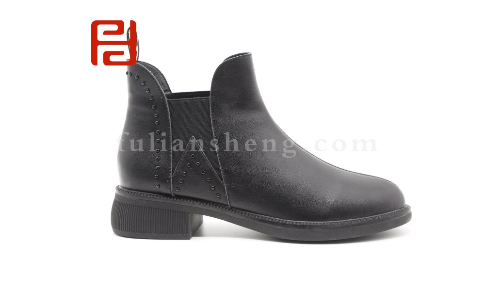 福連升2020冬季新款女牛皮真皮英倫風網(wǎng)紅一腳蹬及踝靴圖片