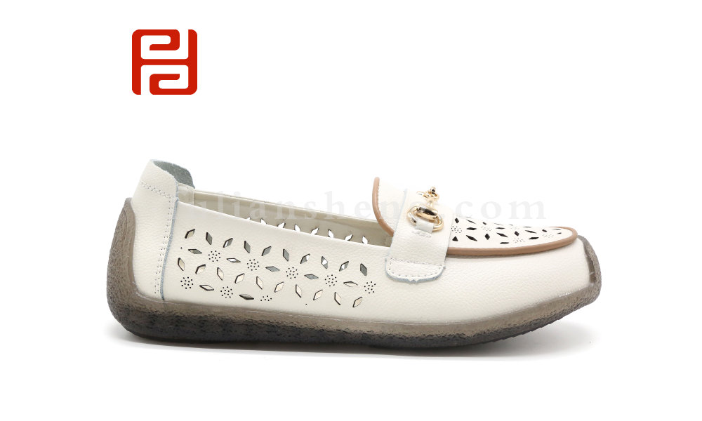 福連升夏季休閑女鞋經(jīng)典豆豆鞋透氣帶孔舒適女鞋