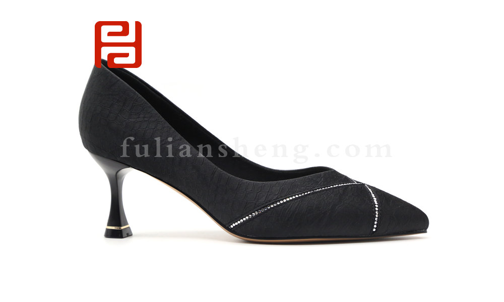 福連升舒適尖頭細(xì)高跟鞋女簡(jiǎn)約氣質(zhì)單鞋職業(yè)工作女鞋圖片