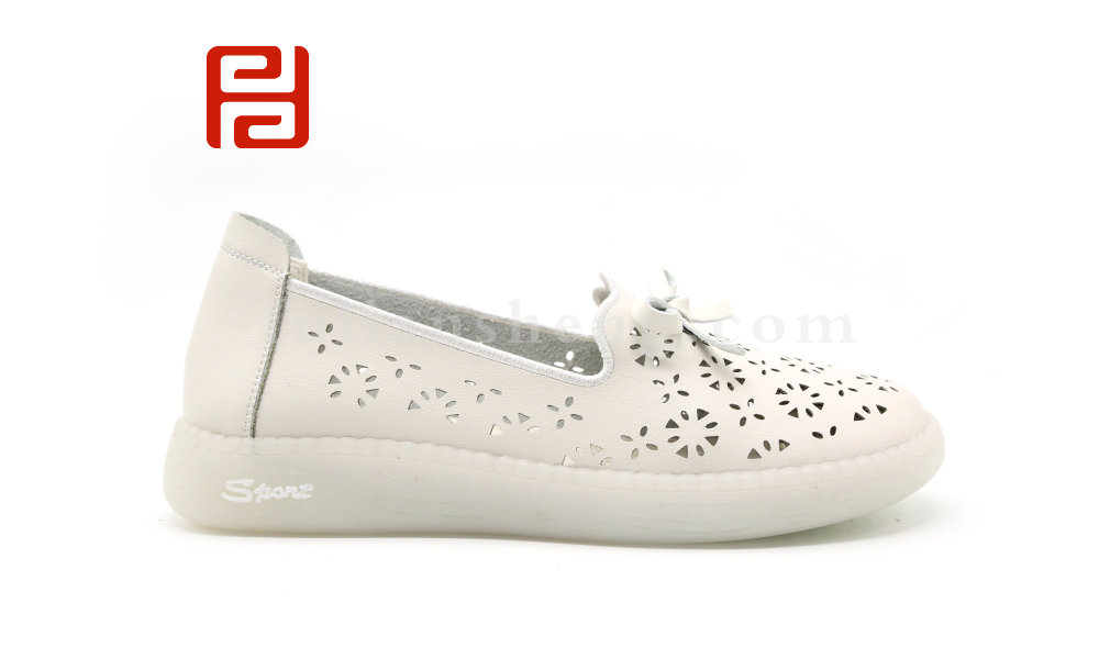 福連升夏季舒適休閑鞋女鞋柔軟果凍平底花朵打孔透氣涼鞋圖片