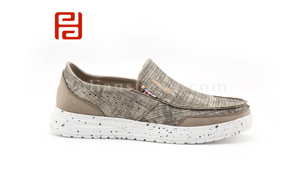 福連升夏季時(shí)尚休閑男鞋舒適透氣服裝面料輕便鞋圖片