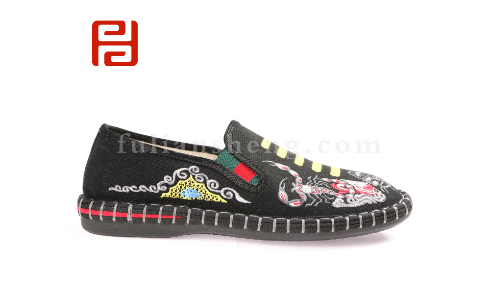 福連升刺繡中國(guó)風(fēng)臉譜男鞋老北京布鞋社會(huì)軟底鞋(圖3)