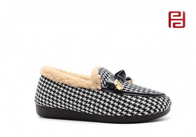 福連升冬季新款休閑生活女鞋舒適休閑寫(xiě)棉瓢鞋