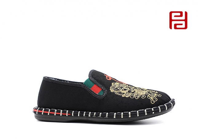 福連升冬季新款中國(guó)風(fēng)尚老北京布鞋時(shí)尚國(guó)粹休閑鞋