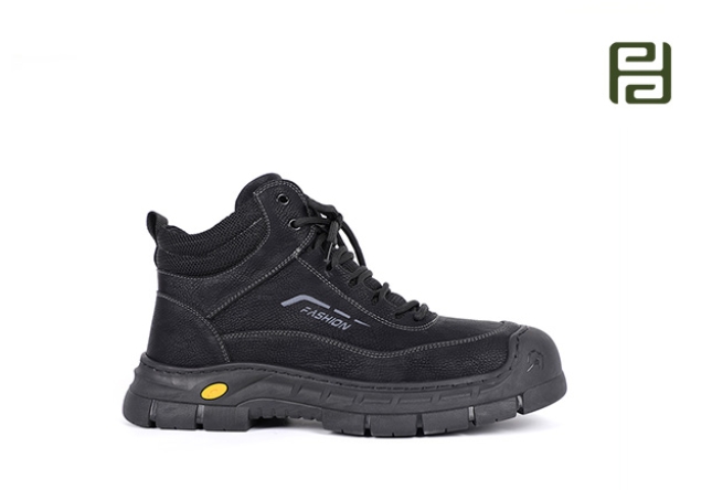 福連升冬季羊毛雪地靴戶(hù)外御寒保暖旅行