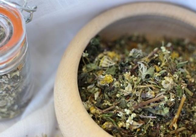 活血化瘀用什么泡腳-什么藥泡腳能舒筋活血？