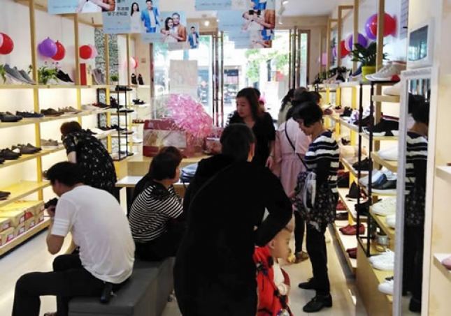 賀：福連升中年鞋湖南衡陽祁東縣歸陽3分店正式開業(yè)！